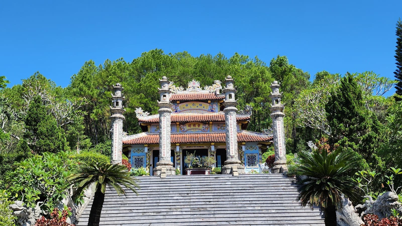 Huyen Tran Princess Temple - Image 1