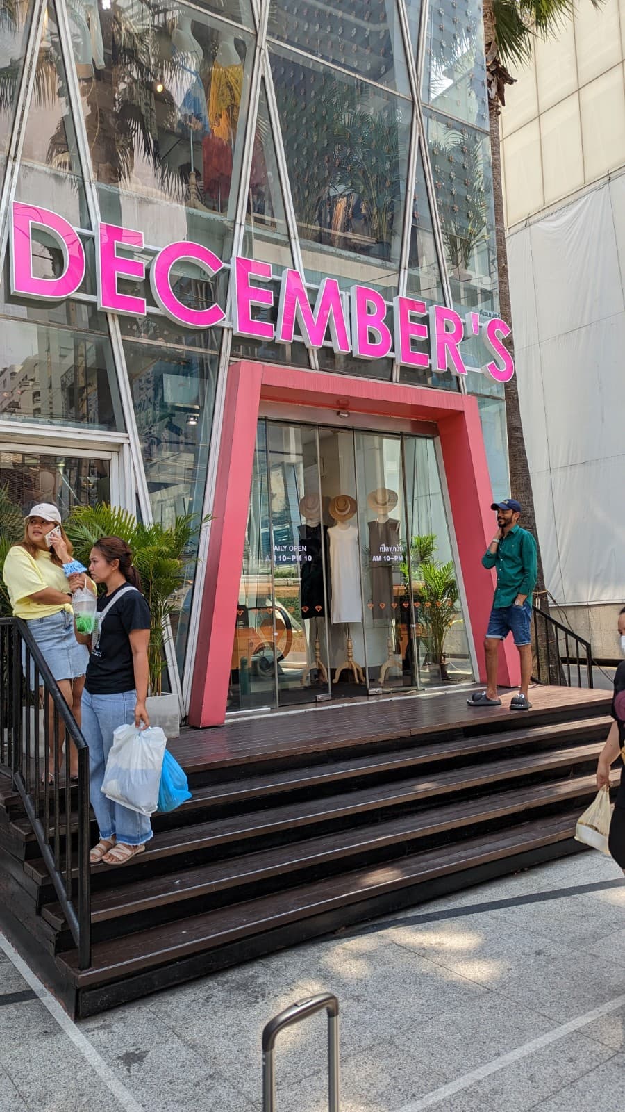 December's - Image 1