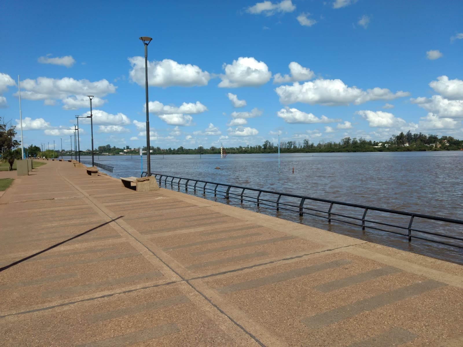 Costanera de Concordia - Image 1