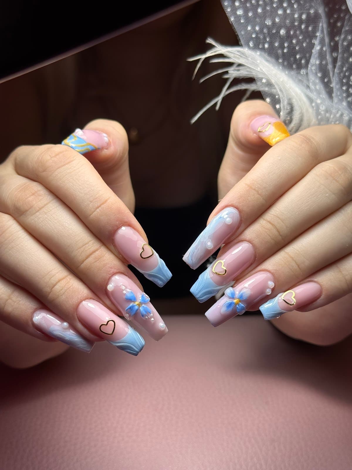 Konur and Karanfil Streets Kızılay - Image 1