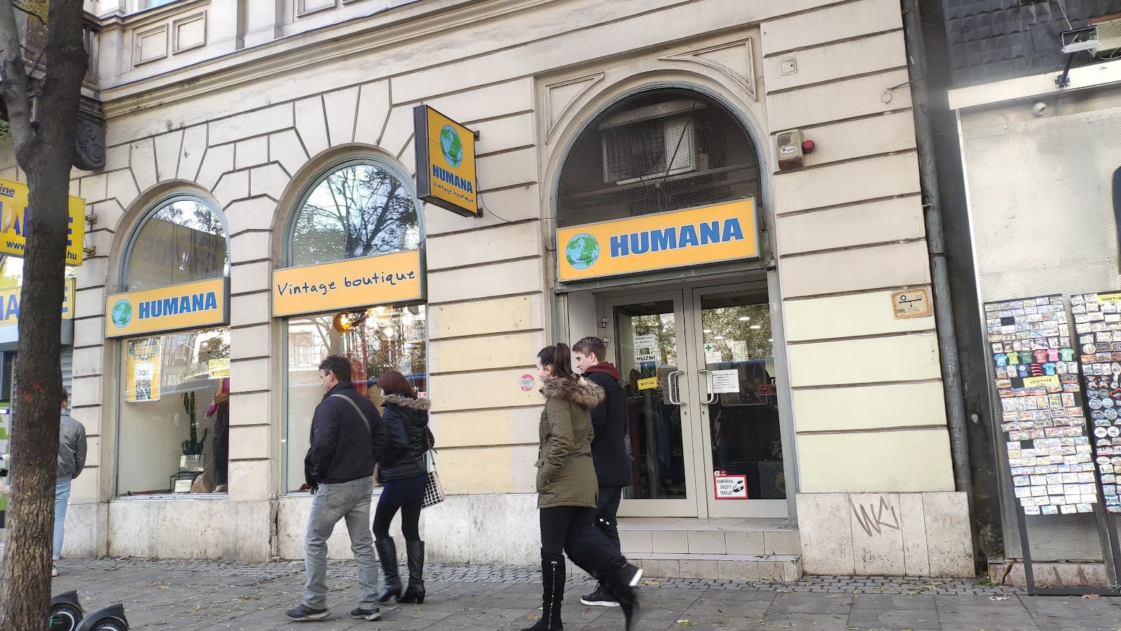 Humana Vintage Budapest - Image 1