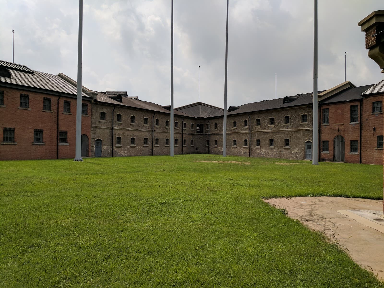 Lushun Russo-Japanese War Cemetery - Image 1