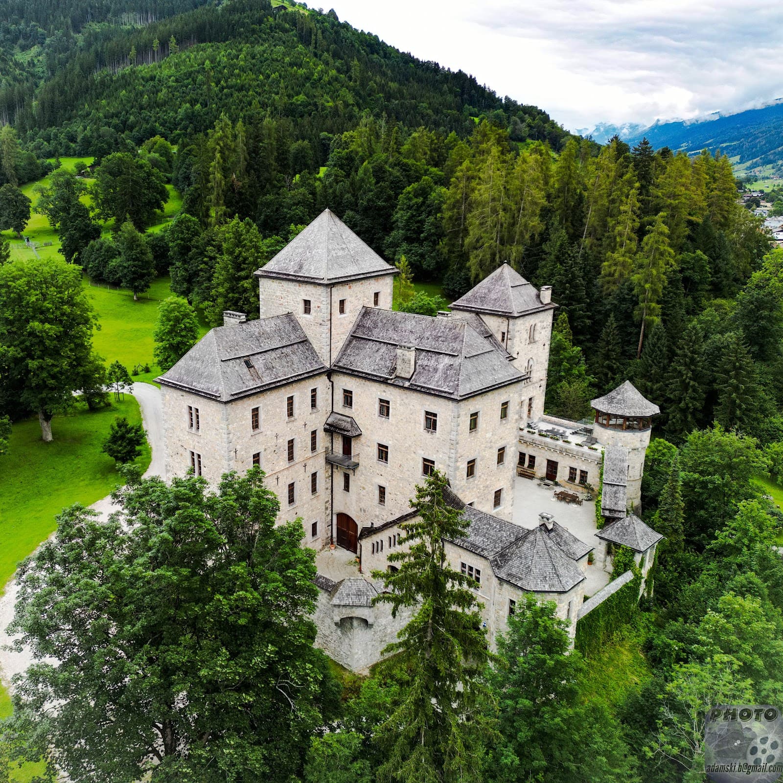 Schloss Fischhorn - Image 1