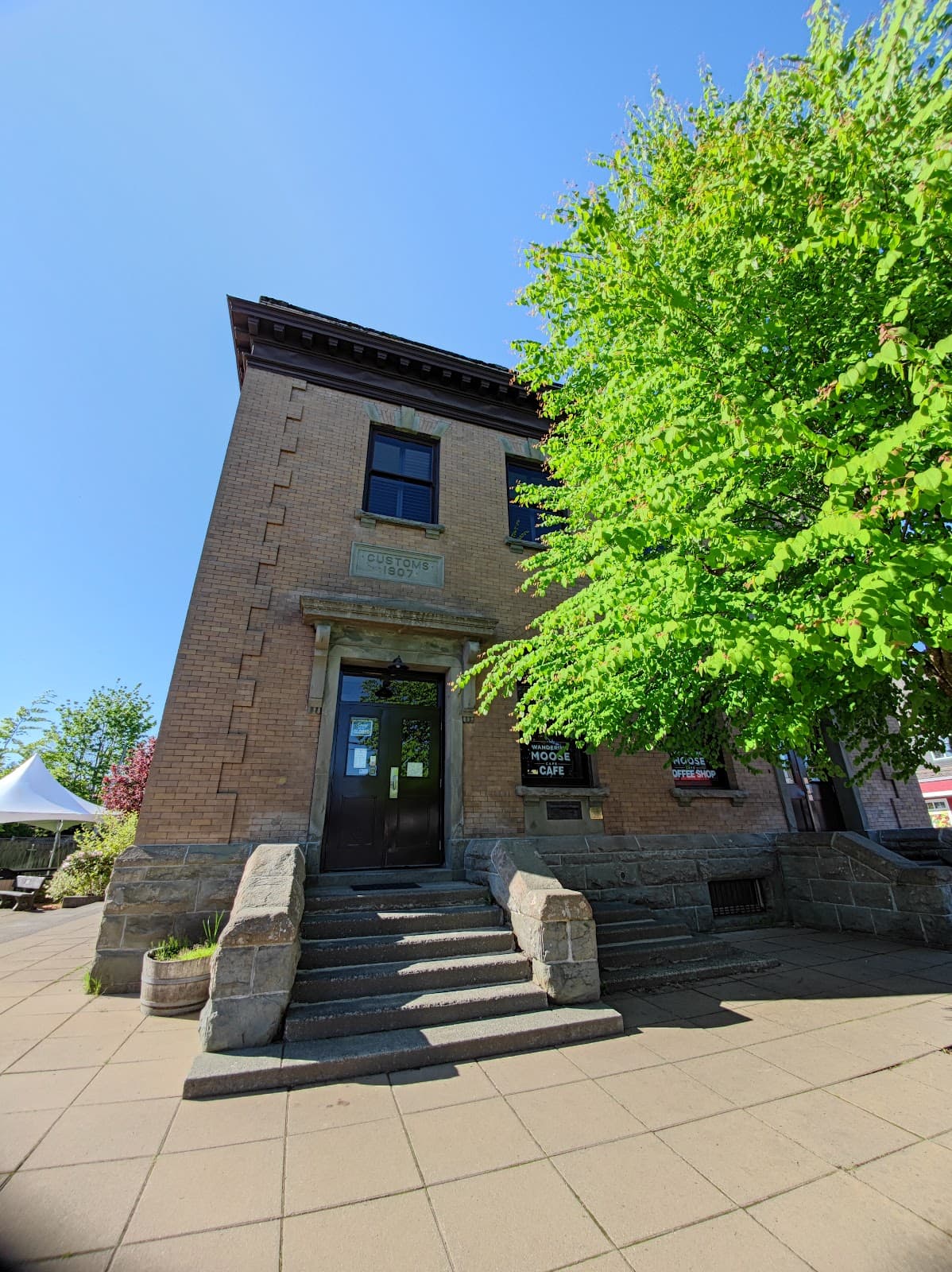 Cumberland Village - Image 1