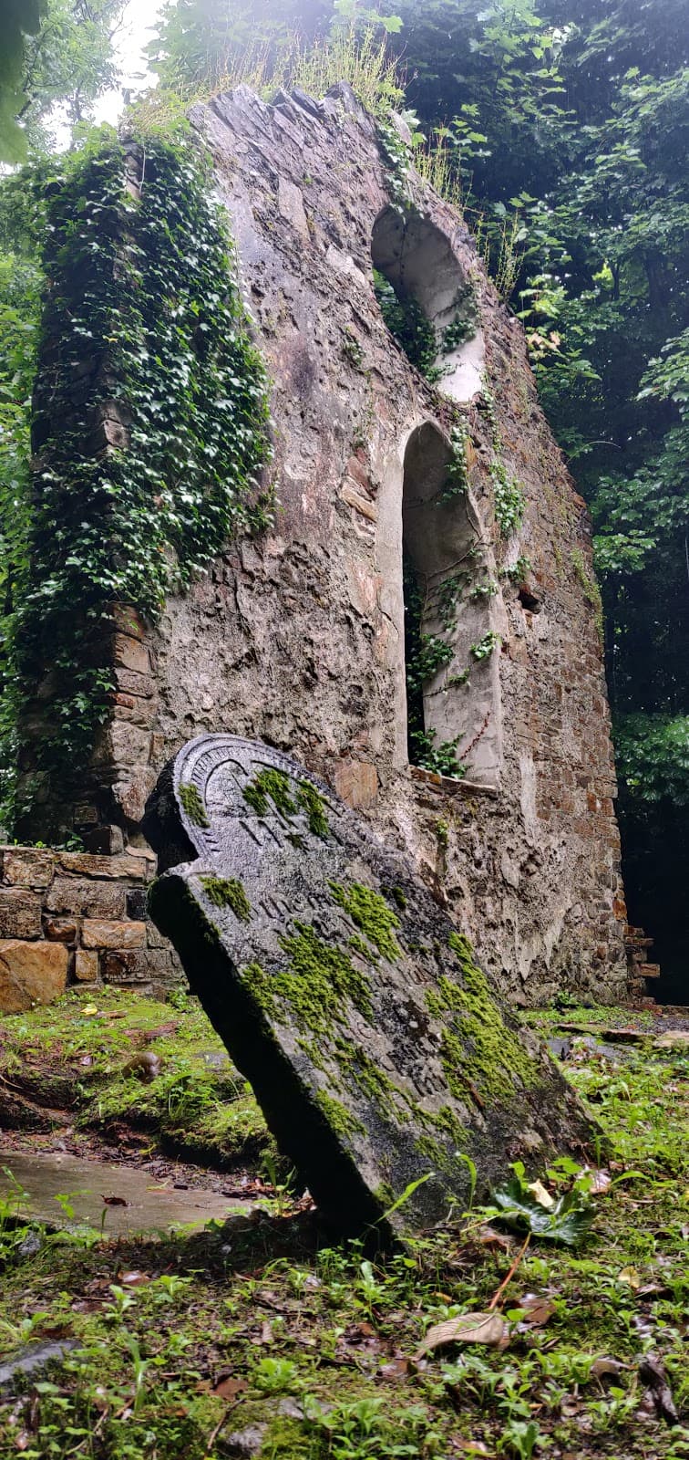 Omey Island Abbey and Graveyard - Image 1