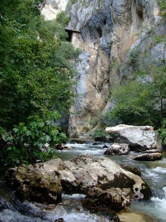 Gole di San Venanzio Reserve - Image 1