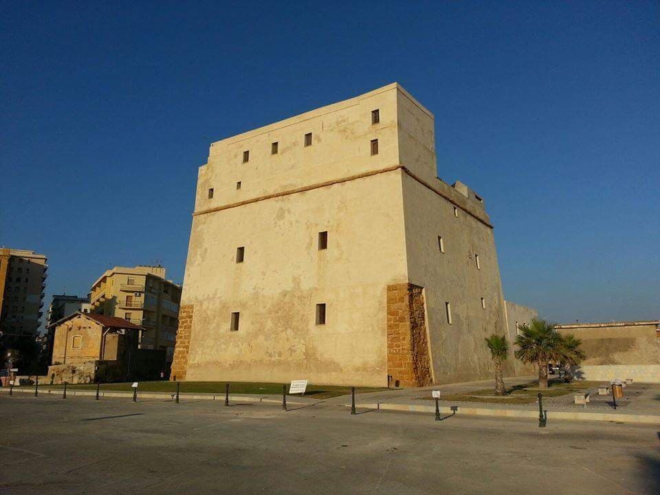Torre Carlo V Porto Empedocle - Image 1