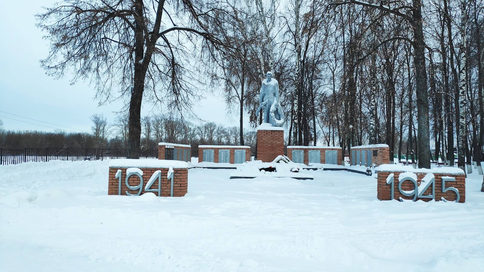 Bustling Cafes & Shops