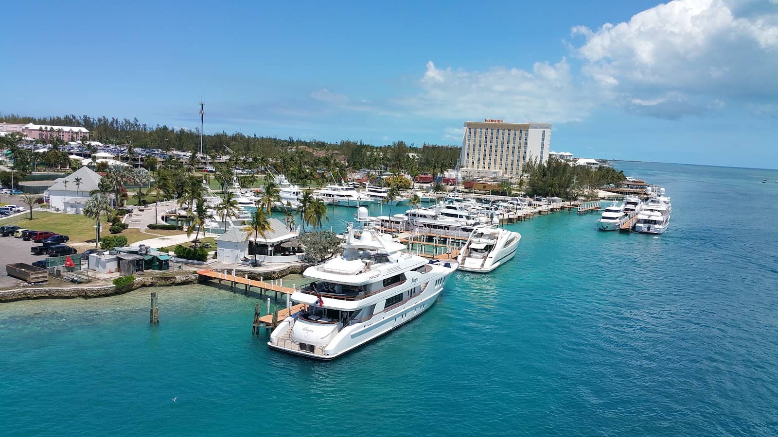 Paradise Island Exploration