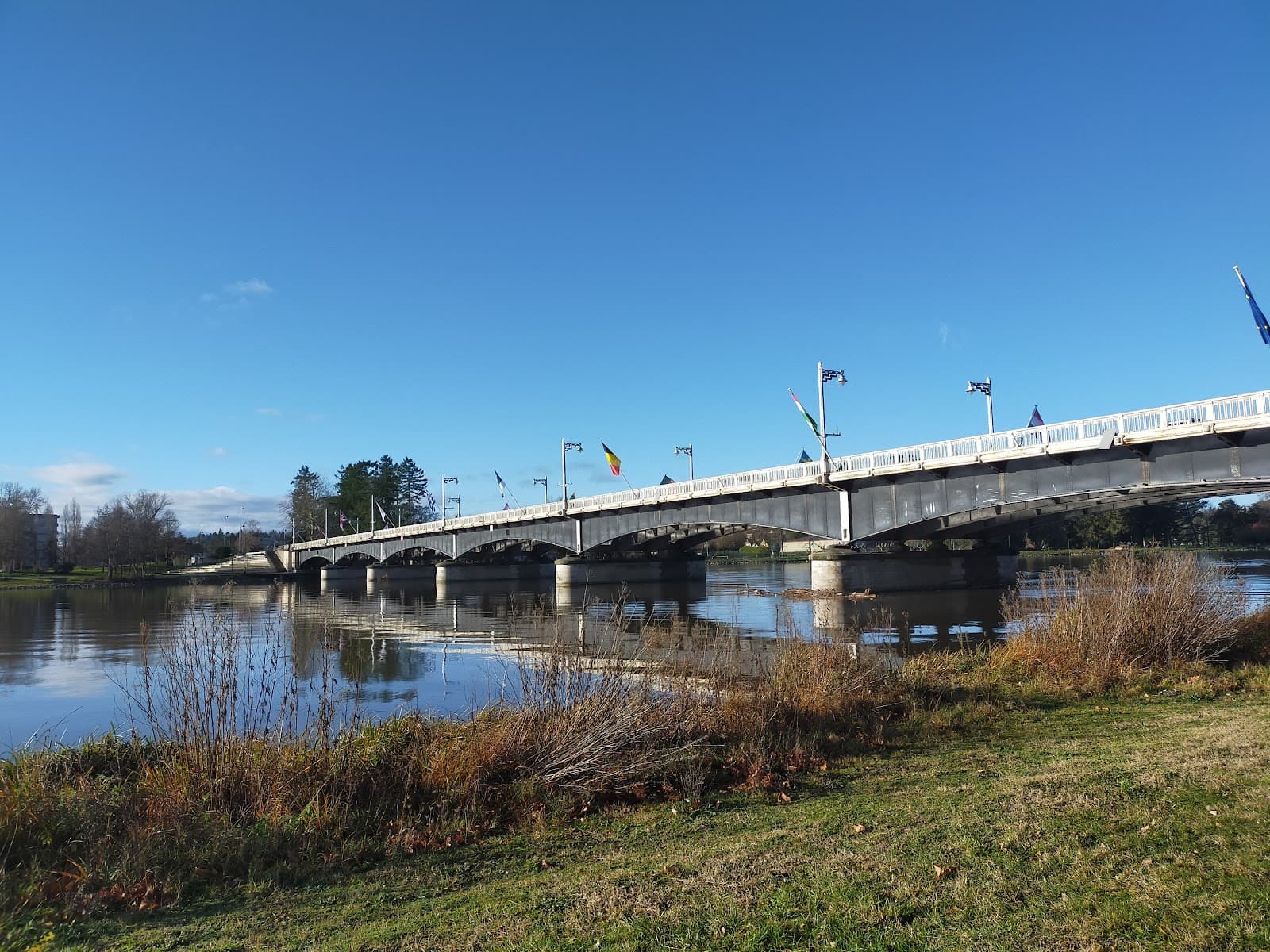 Pont de Bellerive - Image 1