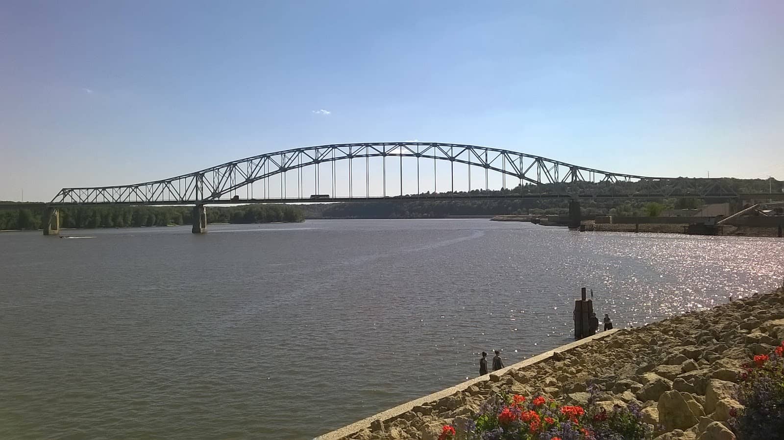 Iconic Steel Arch Design