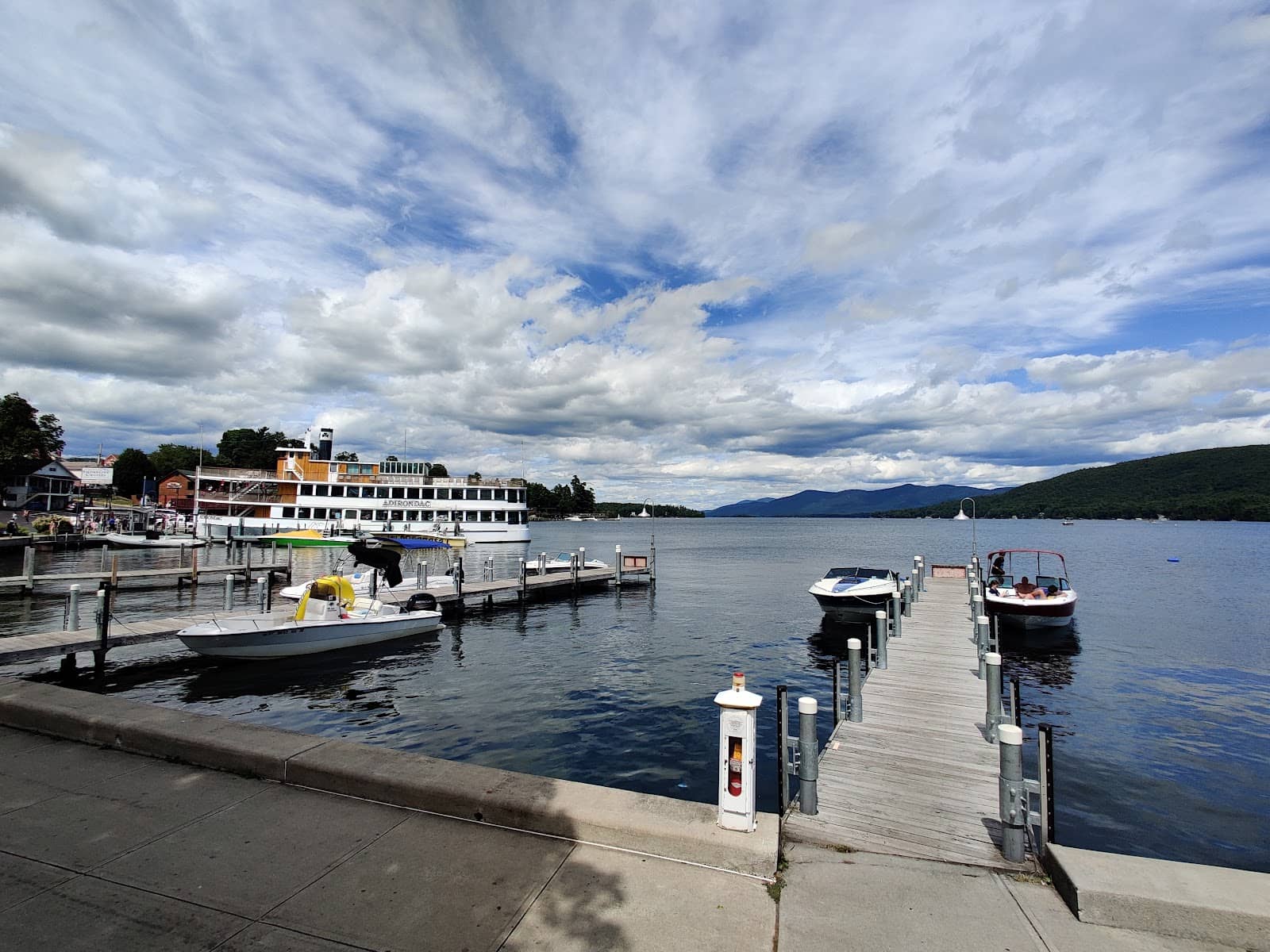 Yonge Street, Toronto
