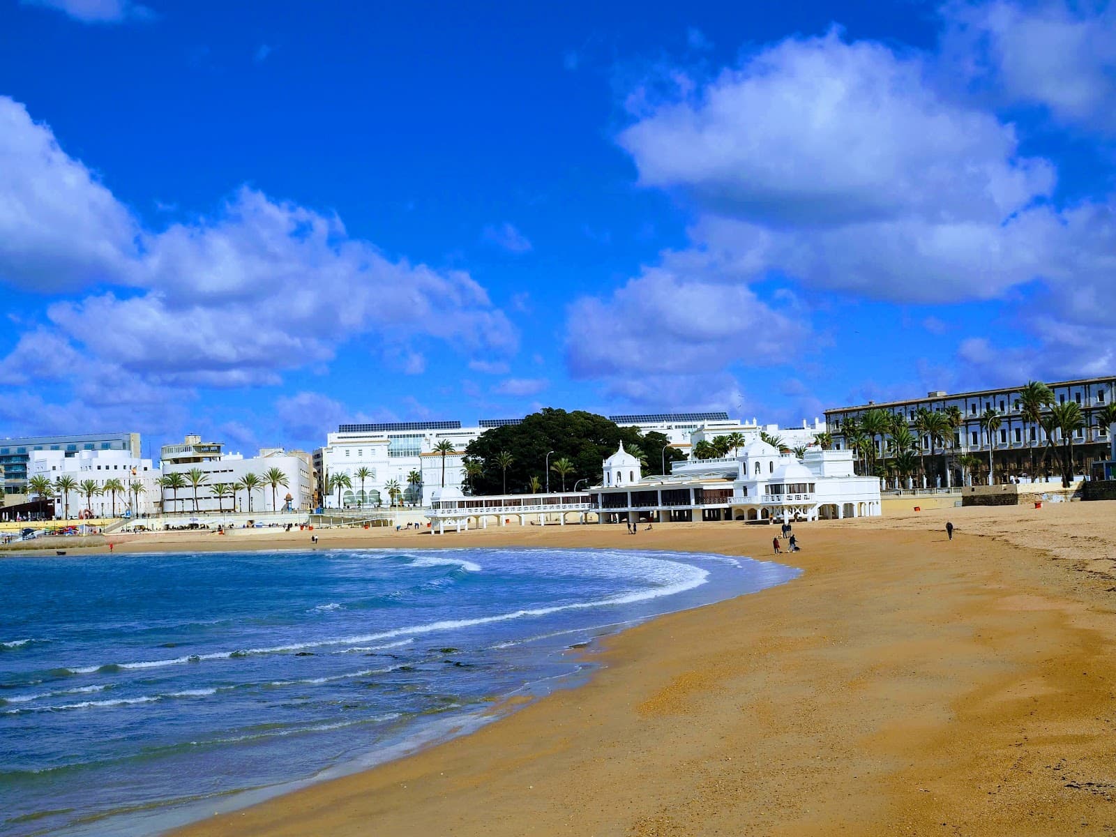 Paseo Fernando Quiñones - Image 1