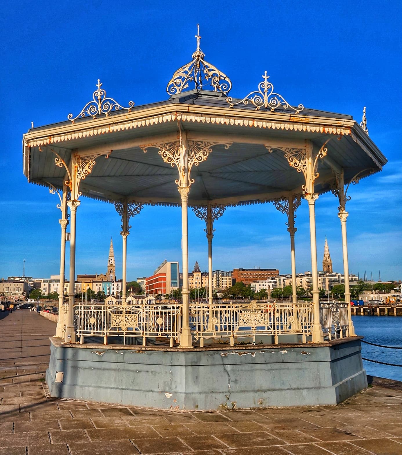 Dún Laoghaire Pier - Image 1