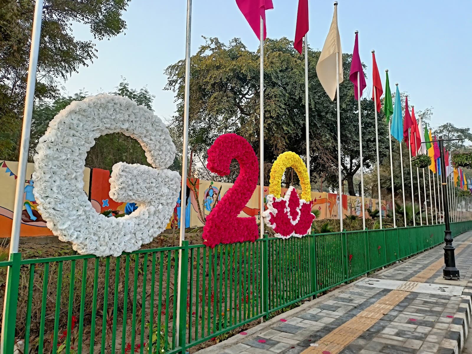 Fatehabad Road - Image 1