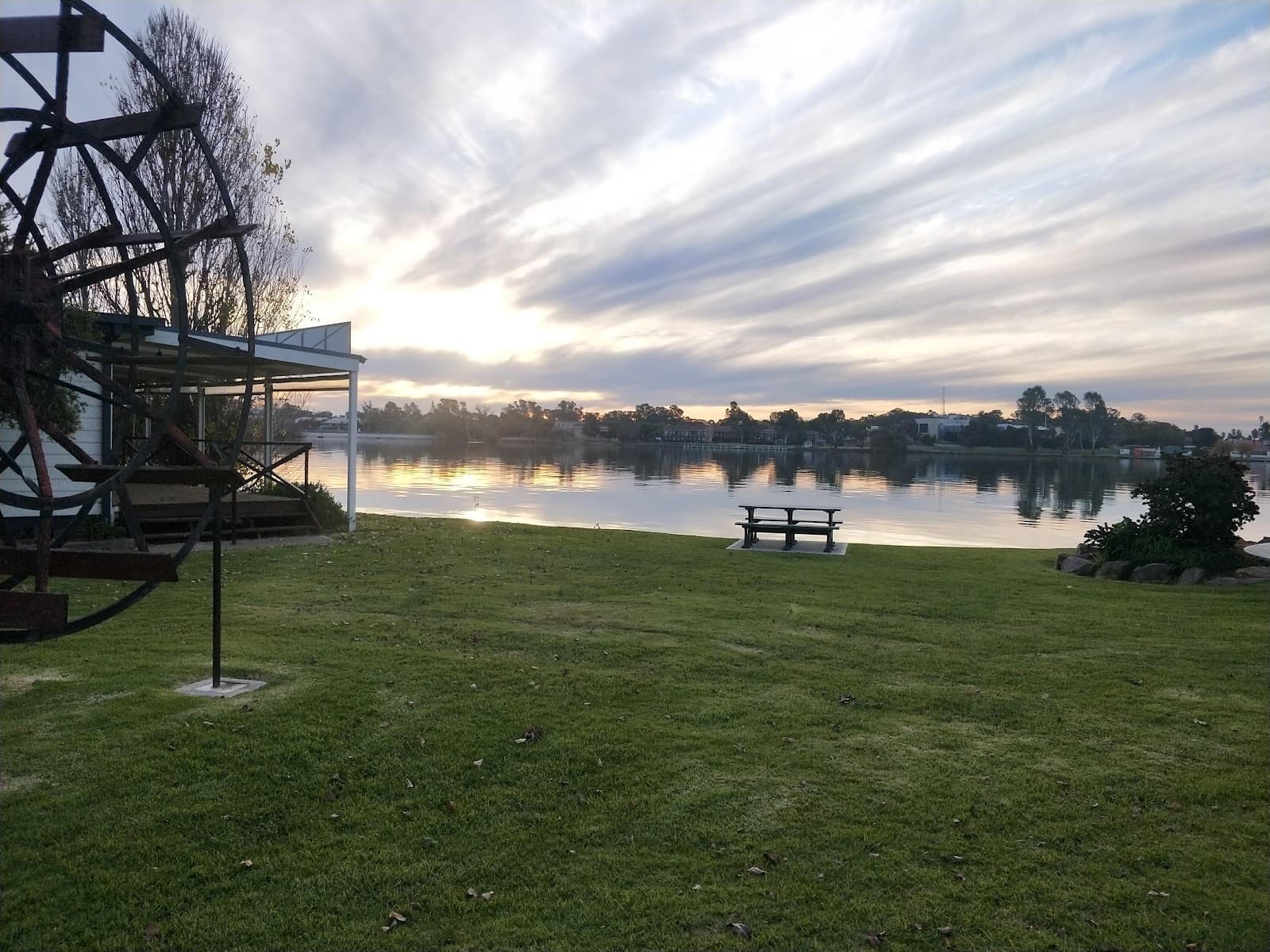Mulwala Bridge - Image 1
