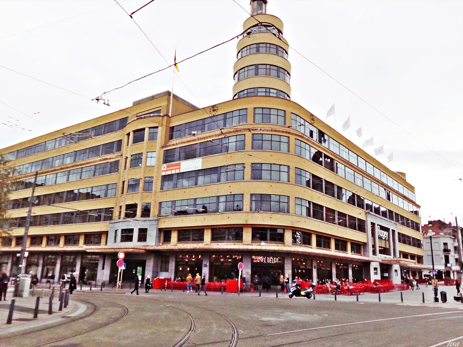 Place Flagey, Brussels - Image 1