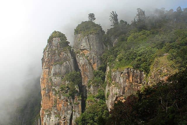 Guna Caves (Devil's Kitchen)