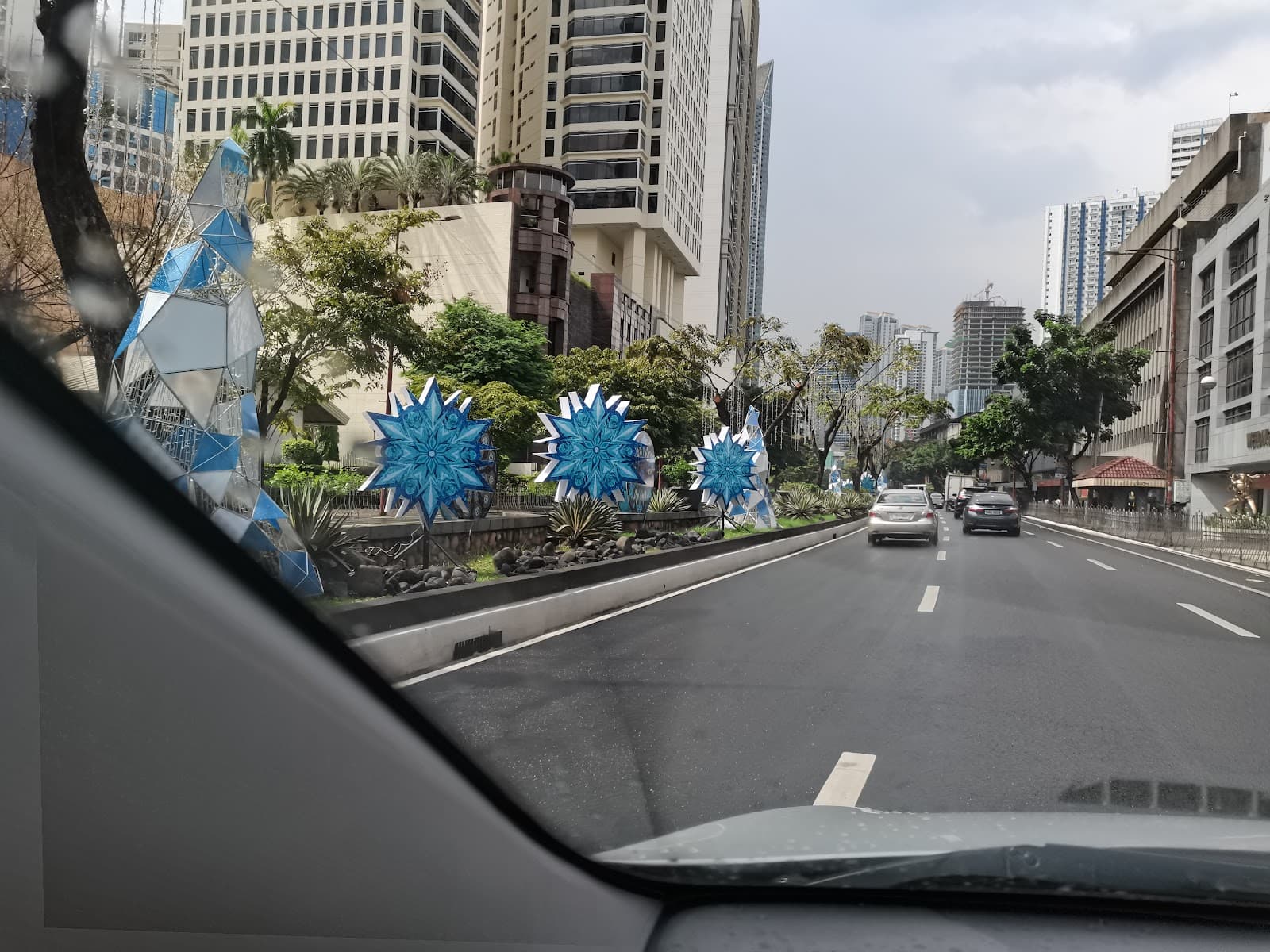 Gil Puyat Avenue Pasay - Image 1
