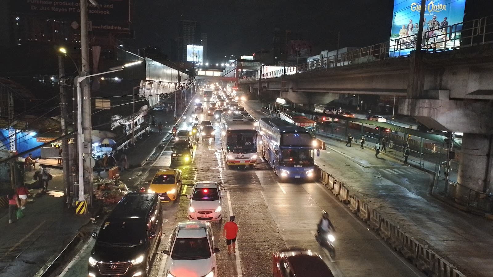 EDSA Crossing - Image 1