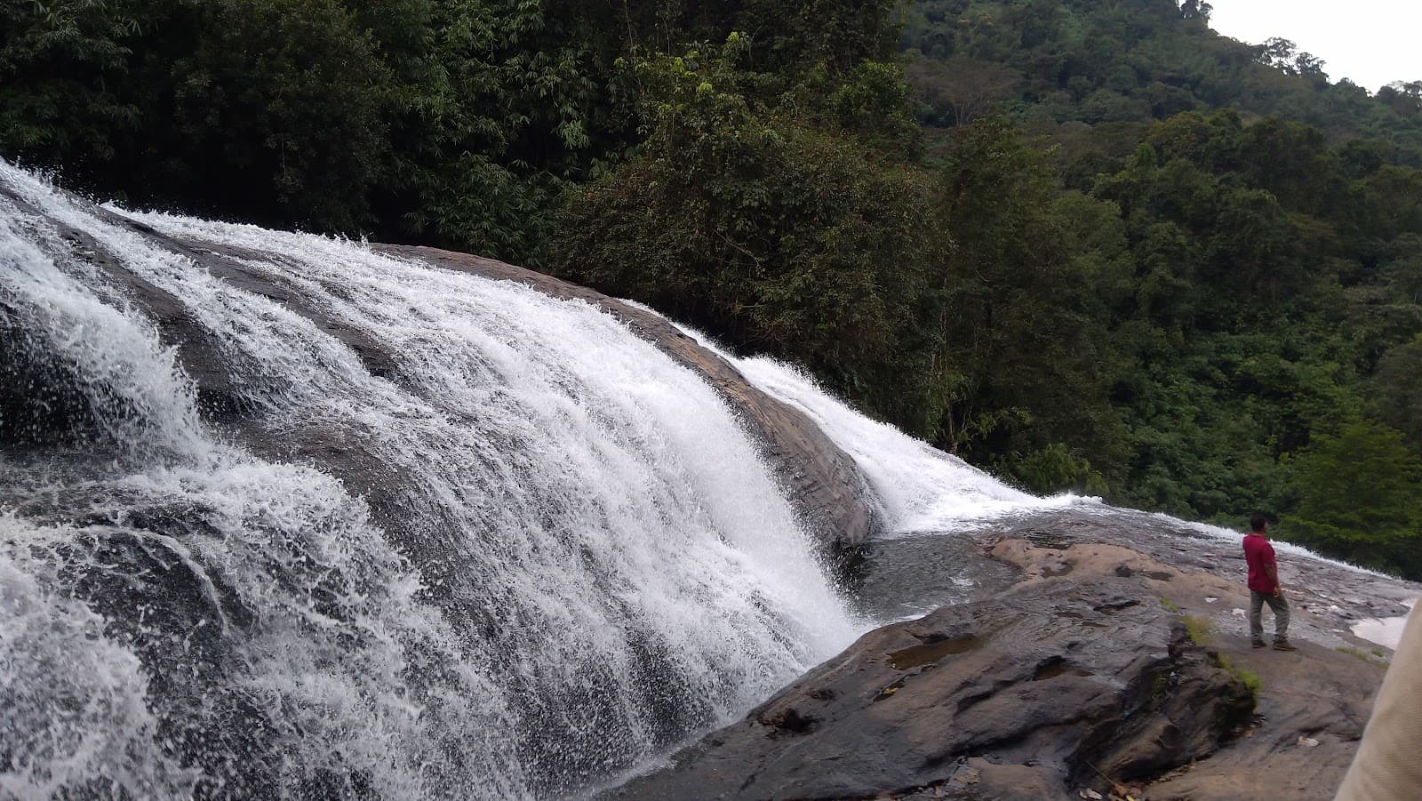 Old Munnar - Image 1