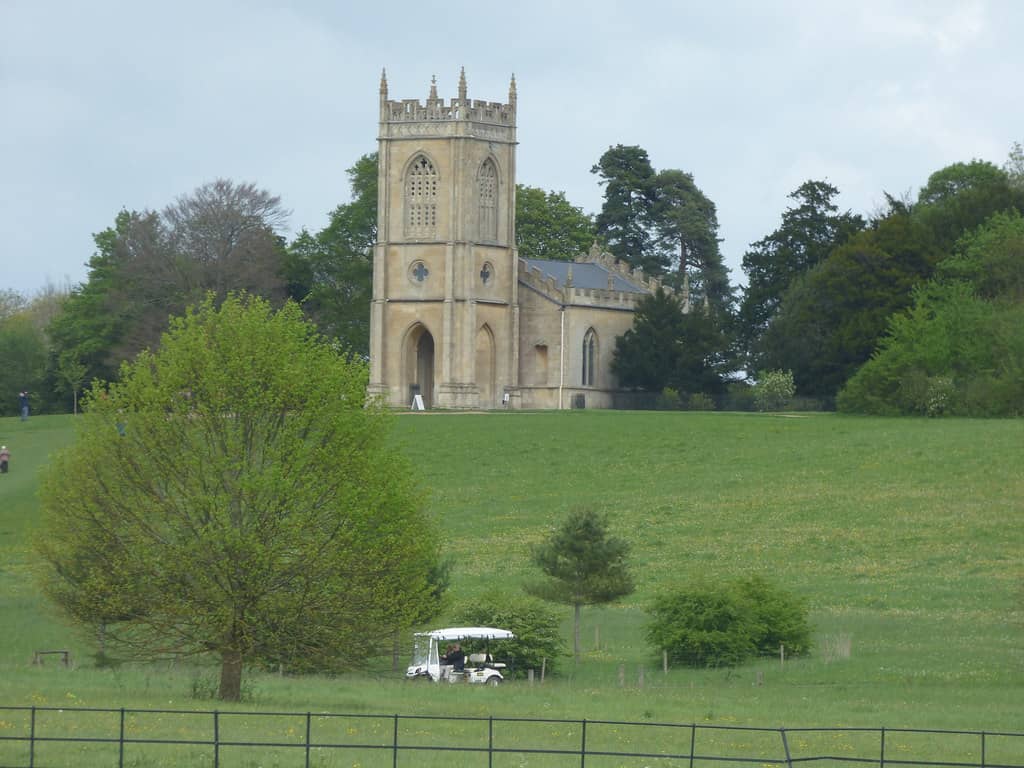 Lush Grounds & Trees