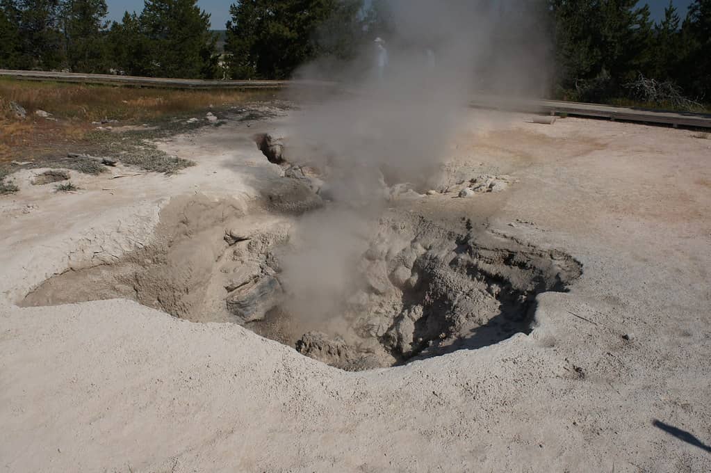 Fountain Paint Pot Trail