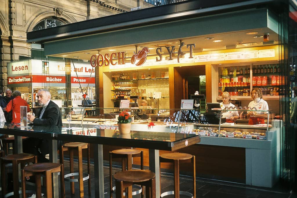 Diverse Dining Options