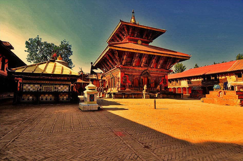 Panoramic Valley Views