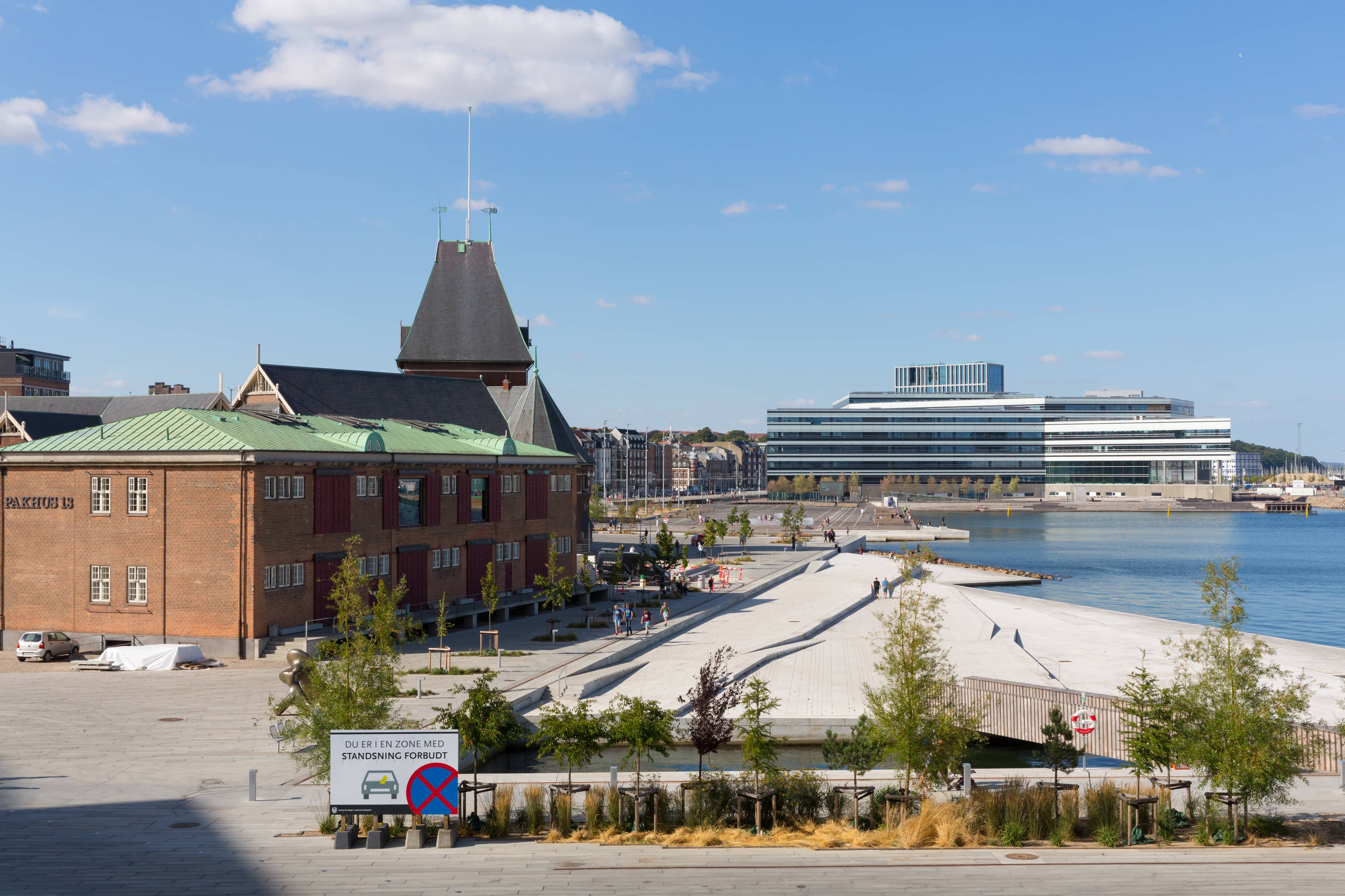 Panoramic Harbor Views