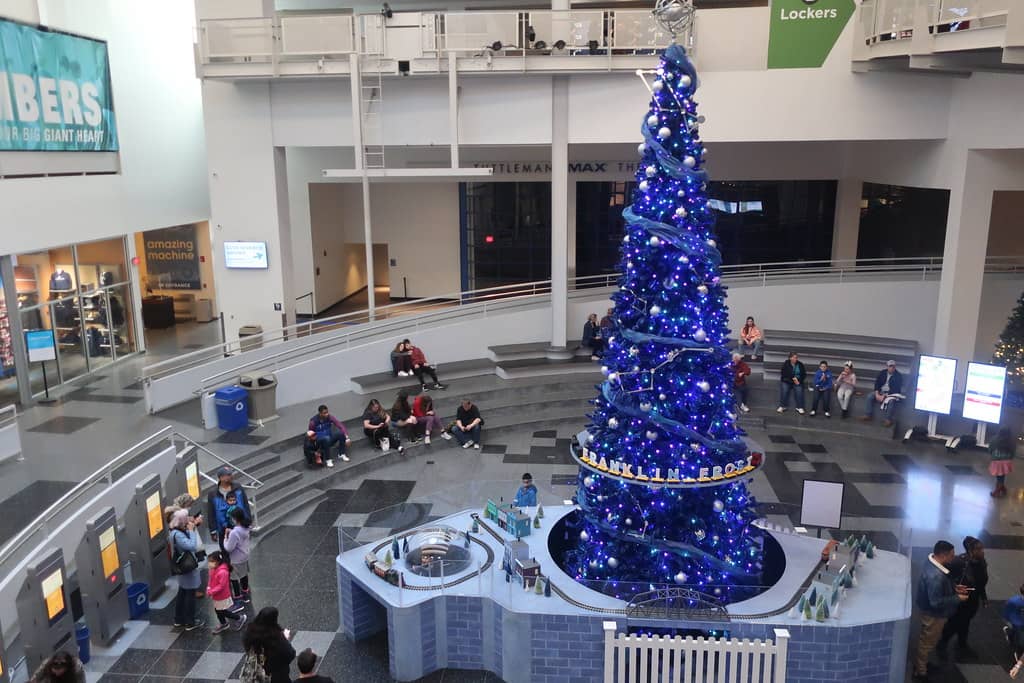 Lunchtime: History of School Food