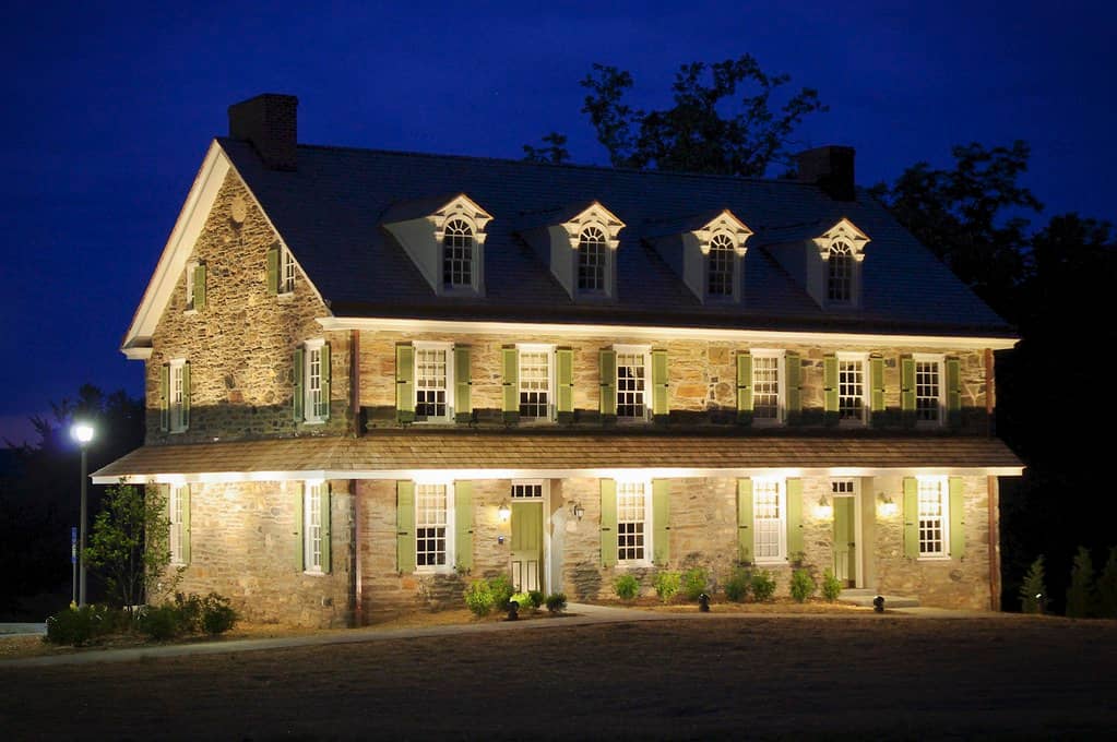 Christmas Light Displays