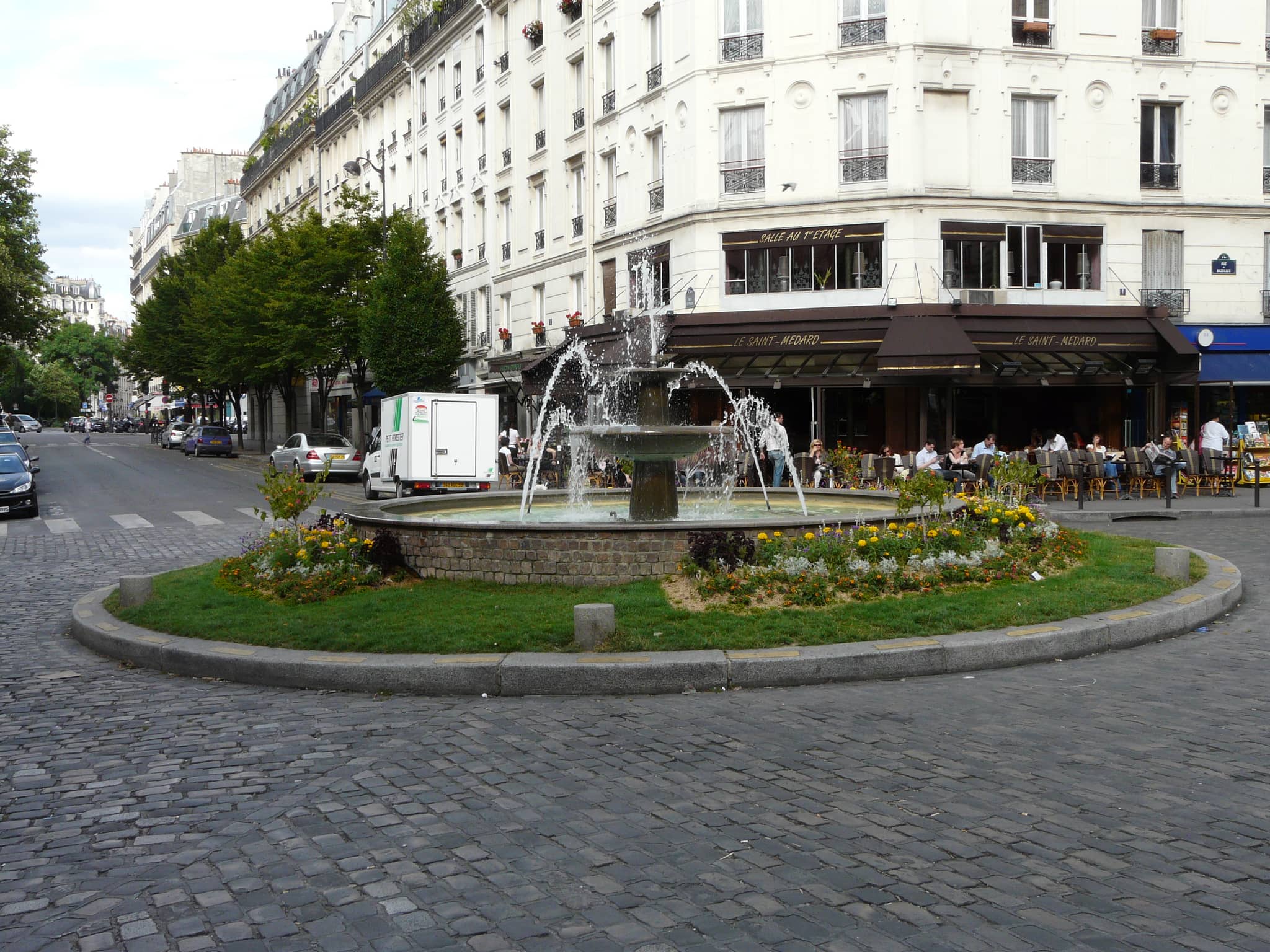Charming Cafes