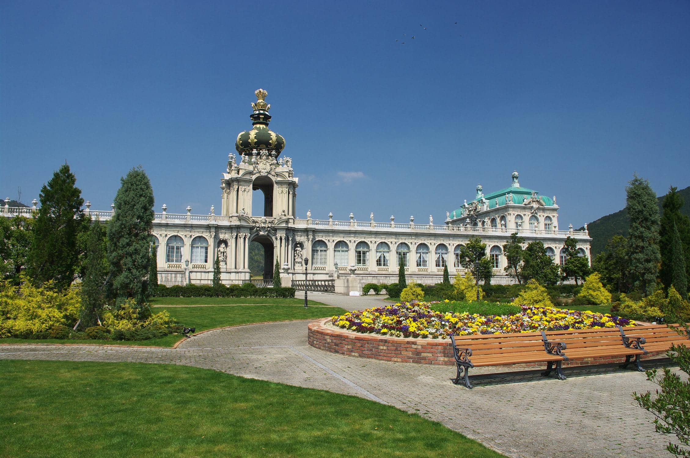 The Courtyards and Gardens