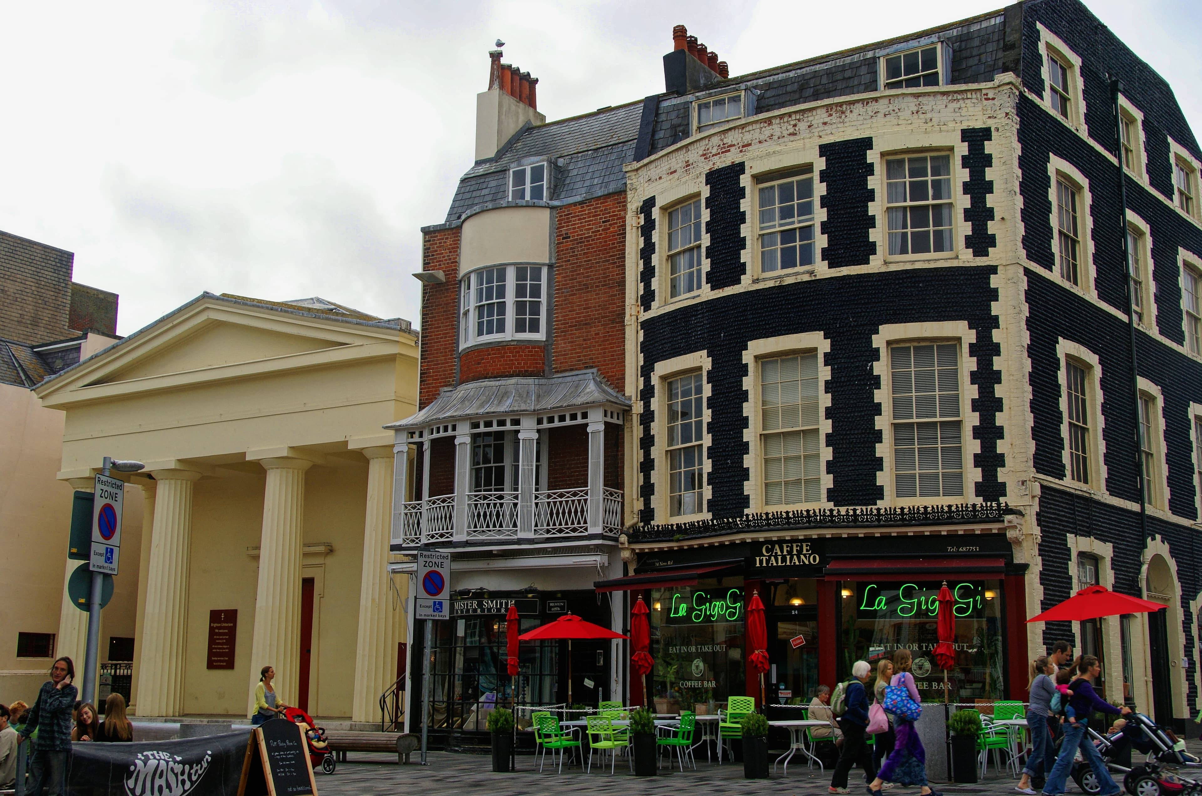 Cosy Cafes & Eateries