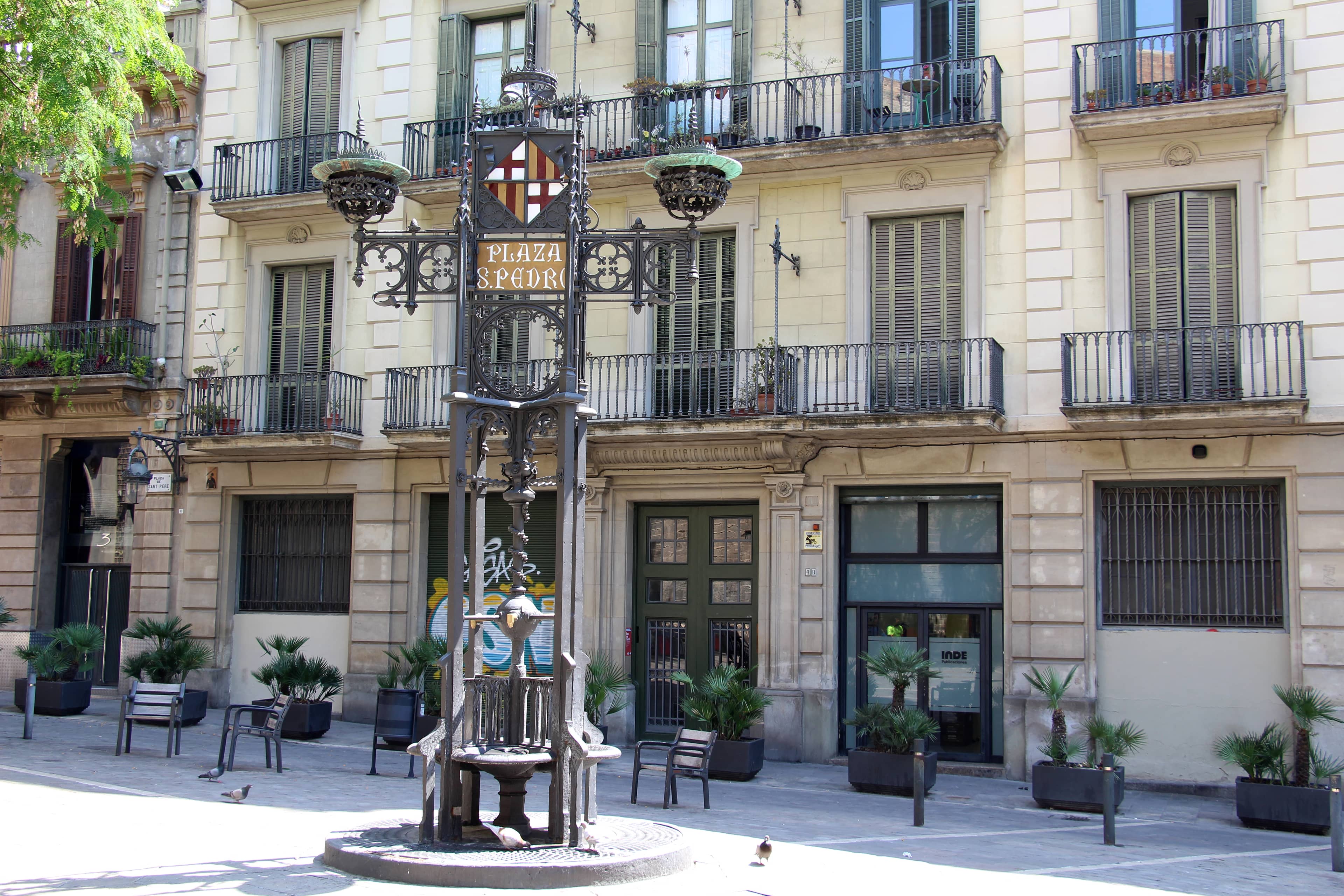 Panoramic Views & Charming Descent