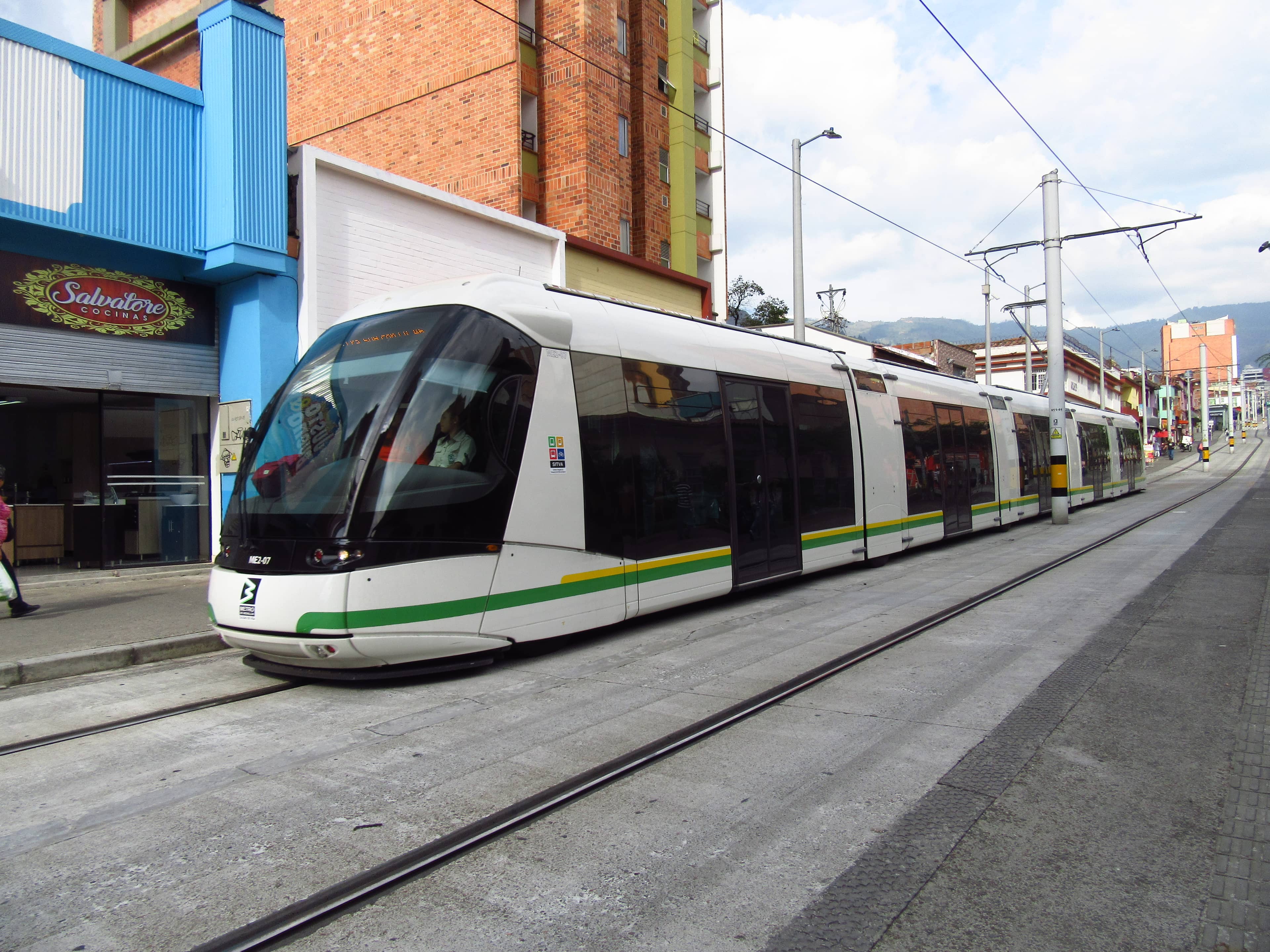 Metro and Metrocable Connection