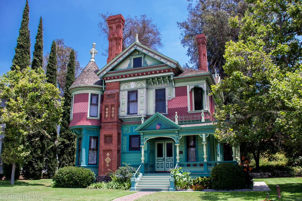Hale House Tour