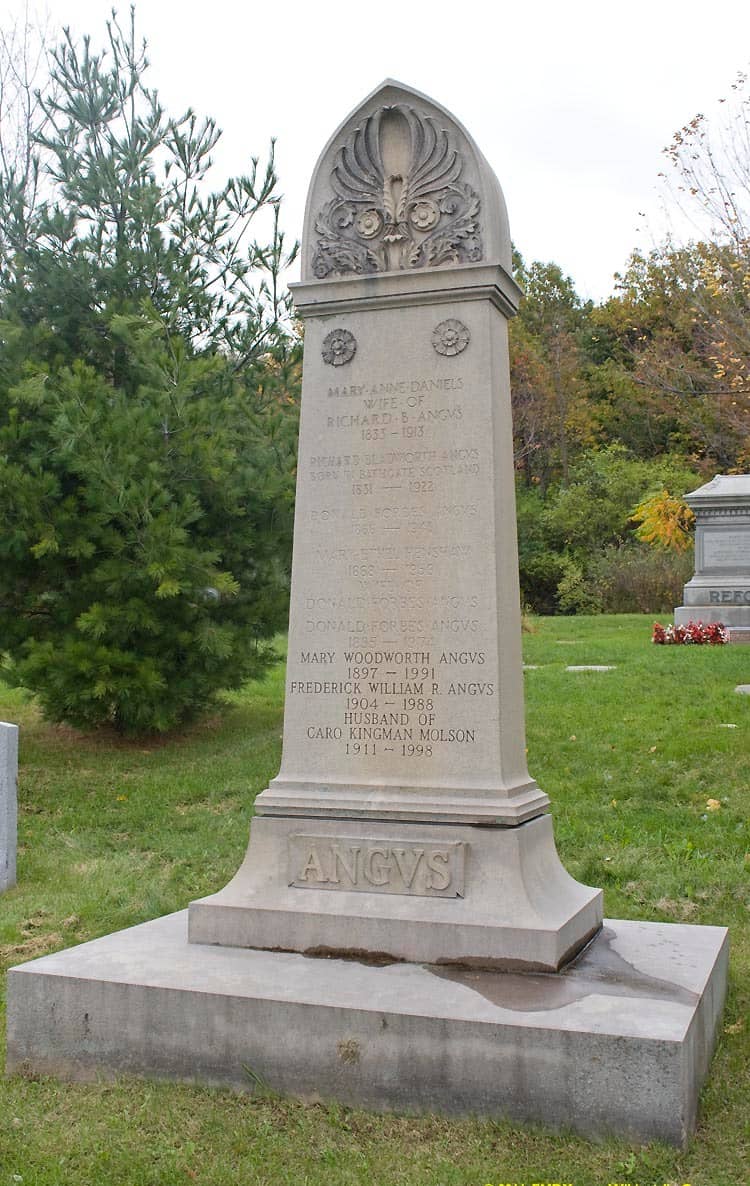 Diverse Tombstone Styles