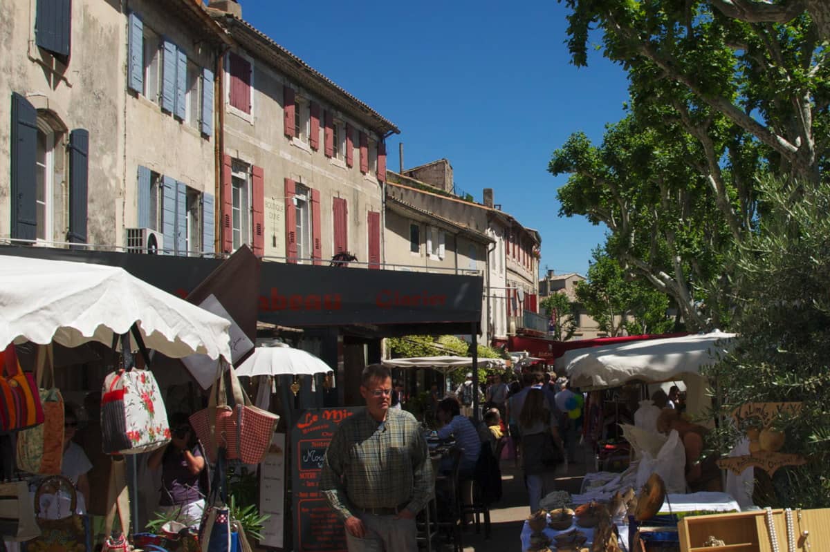 Provençal Market Buzz