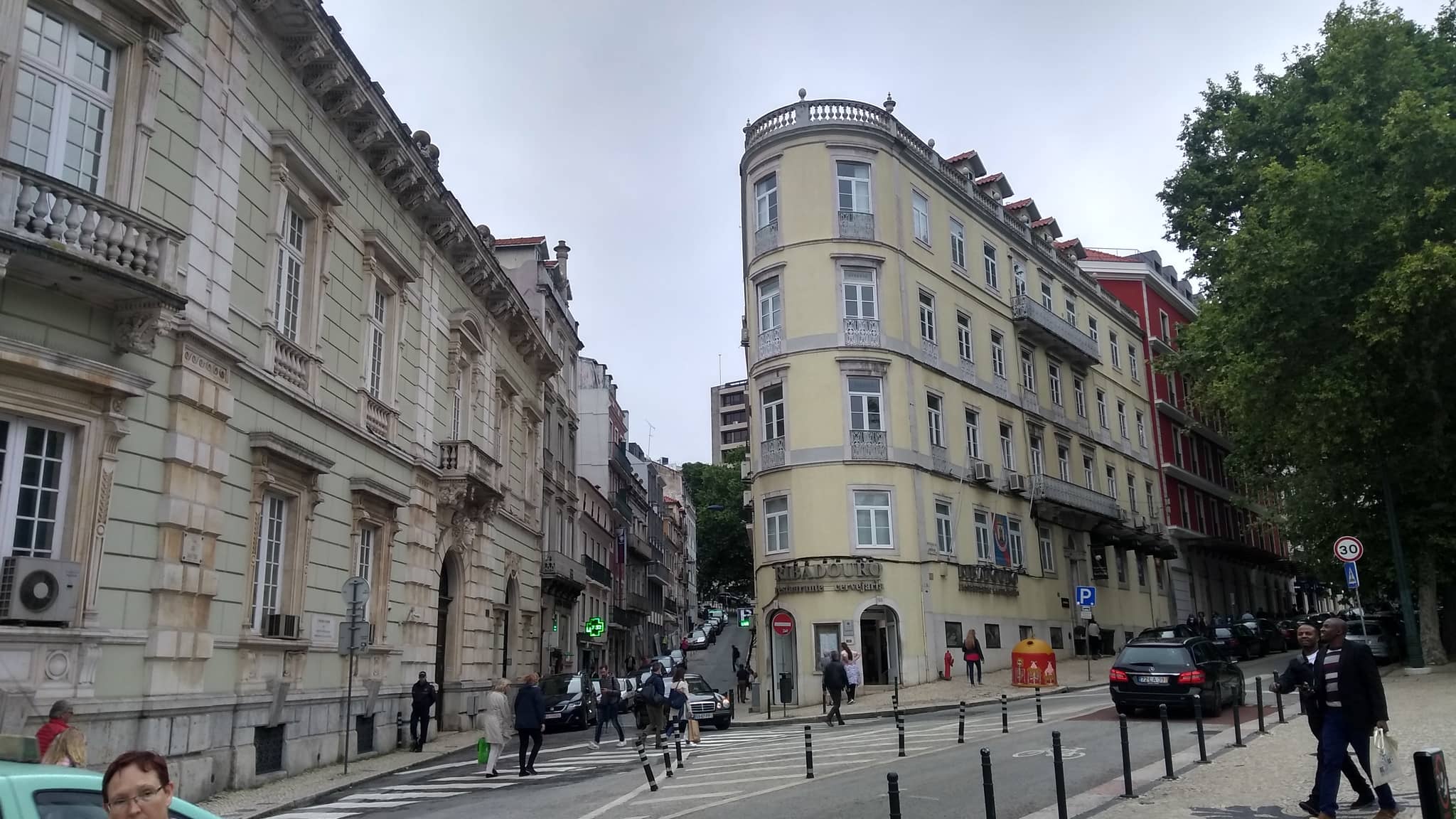 Elegant Pedestrian Walkways