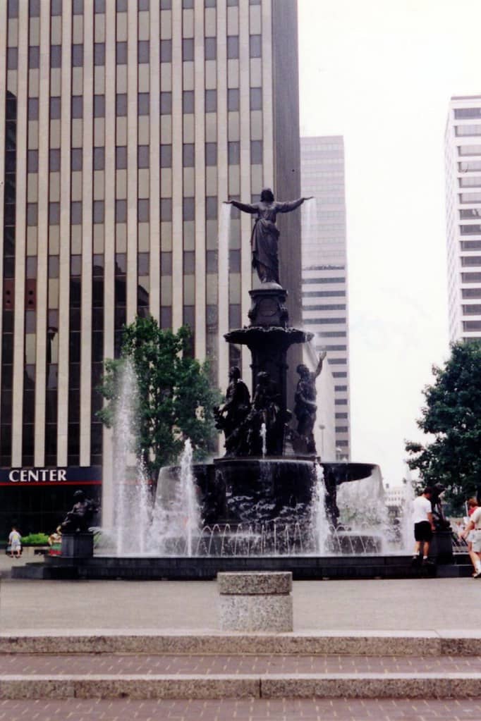 Diverse Dining & Nightlife