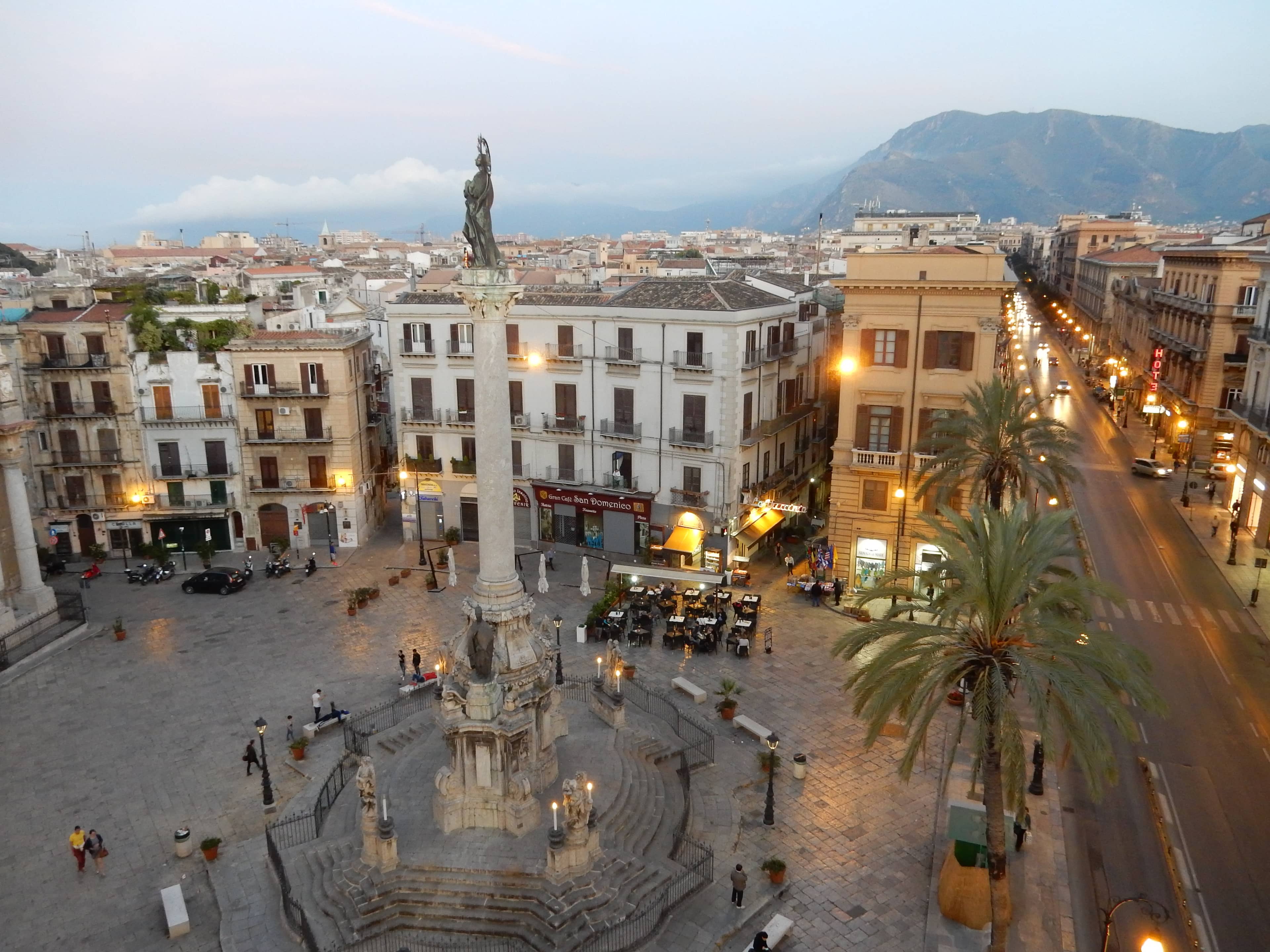 Historic Center Charm (Palermo)