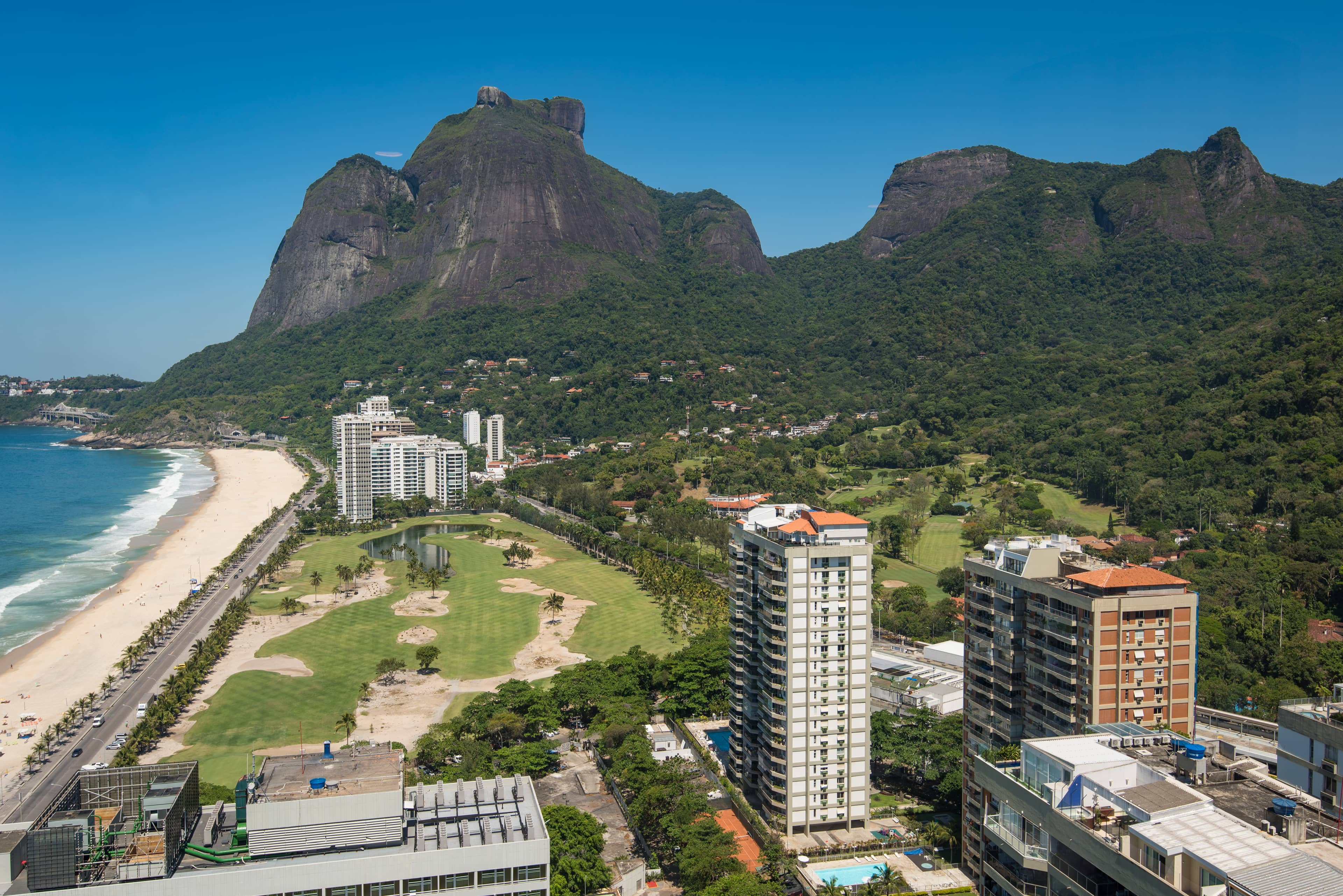 Pedra da Gávea Views