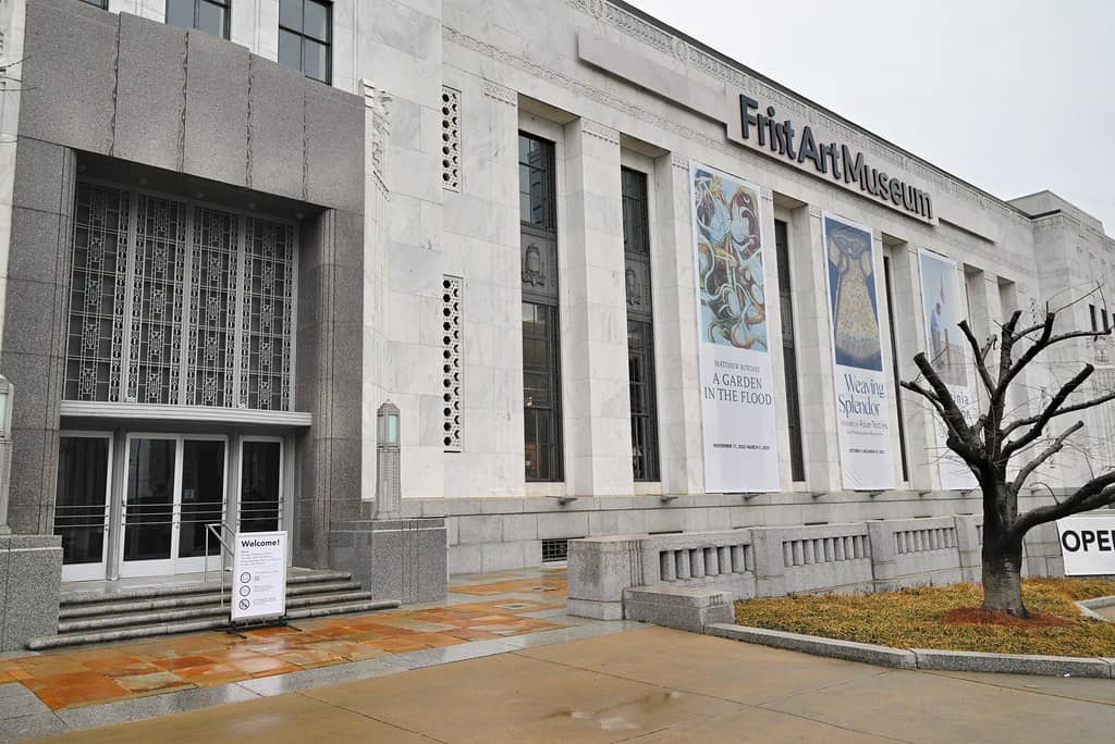 Stunning Art Deco Architecture