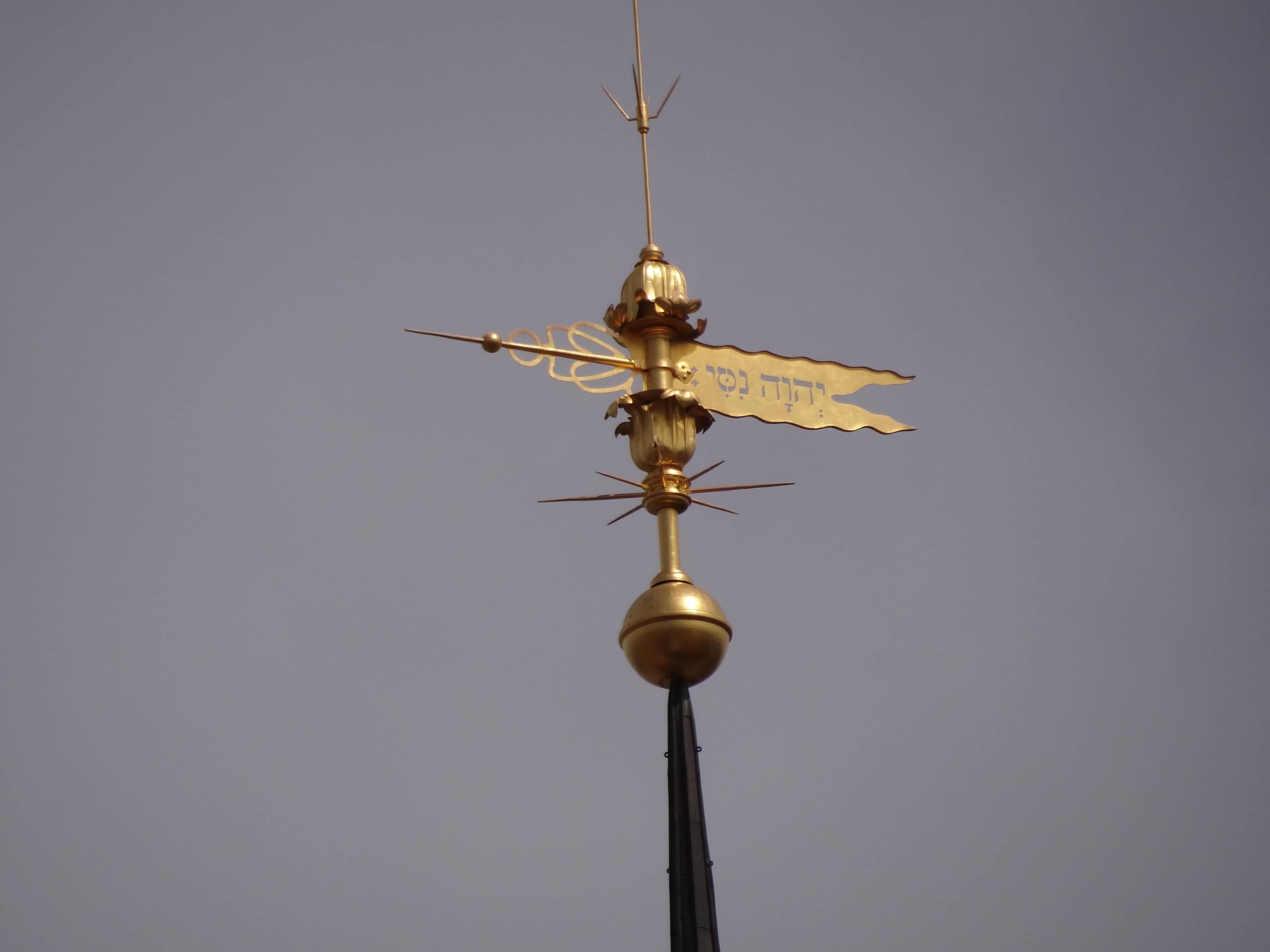 Close-up Cathedral Sculptures