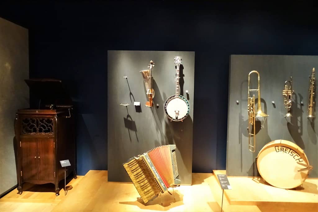 Chronological Instrument Collection