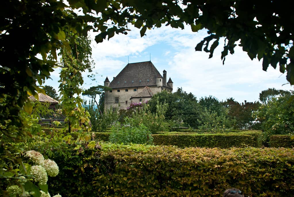 The Garden of Five Senses