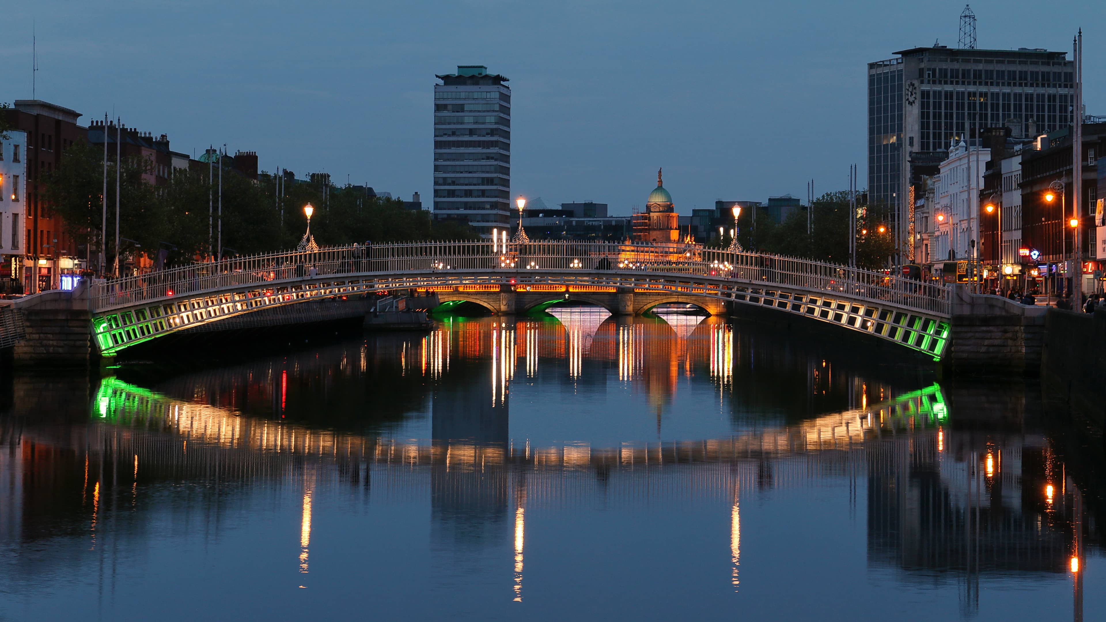 River Liffey Stroll