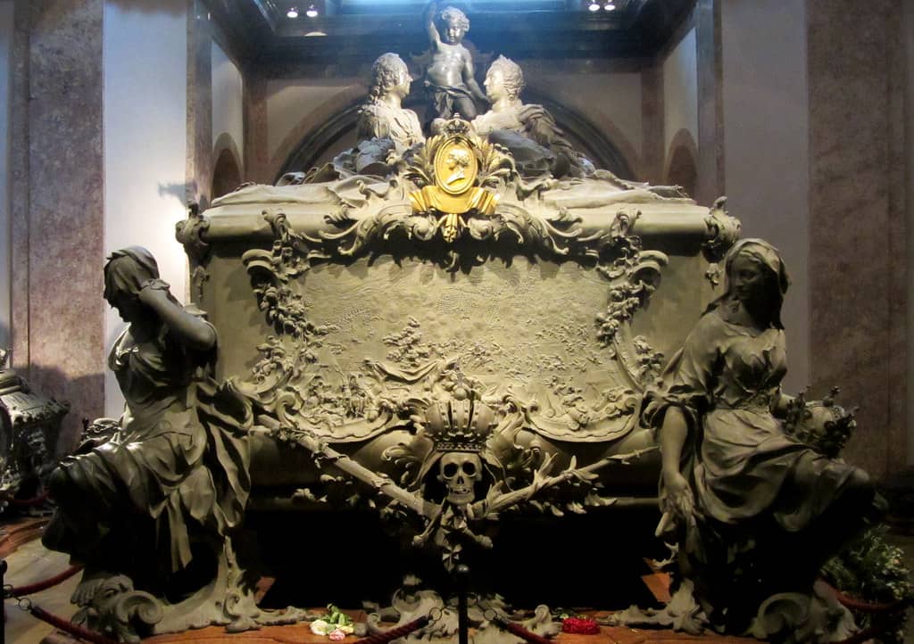 Evolution of Tomb Art